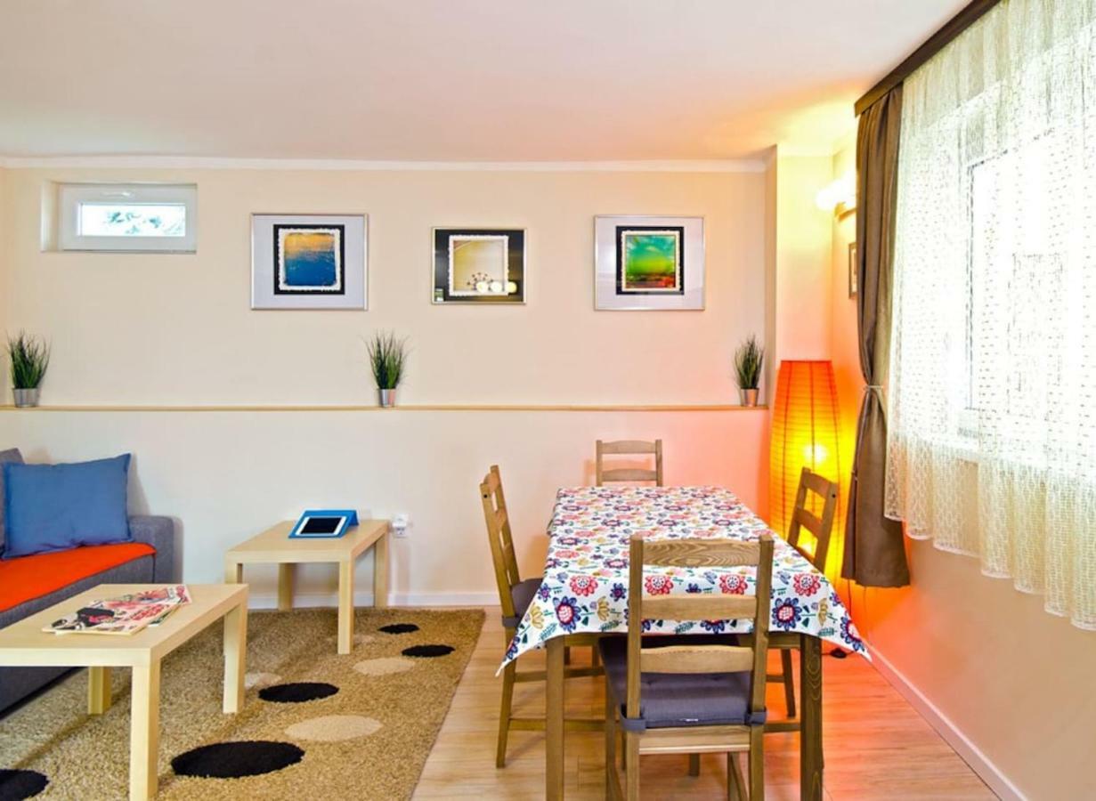 Cherry Tree Art House Belgrado Buitenkant foto